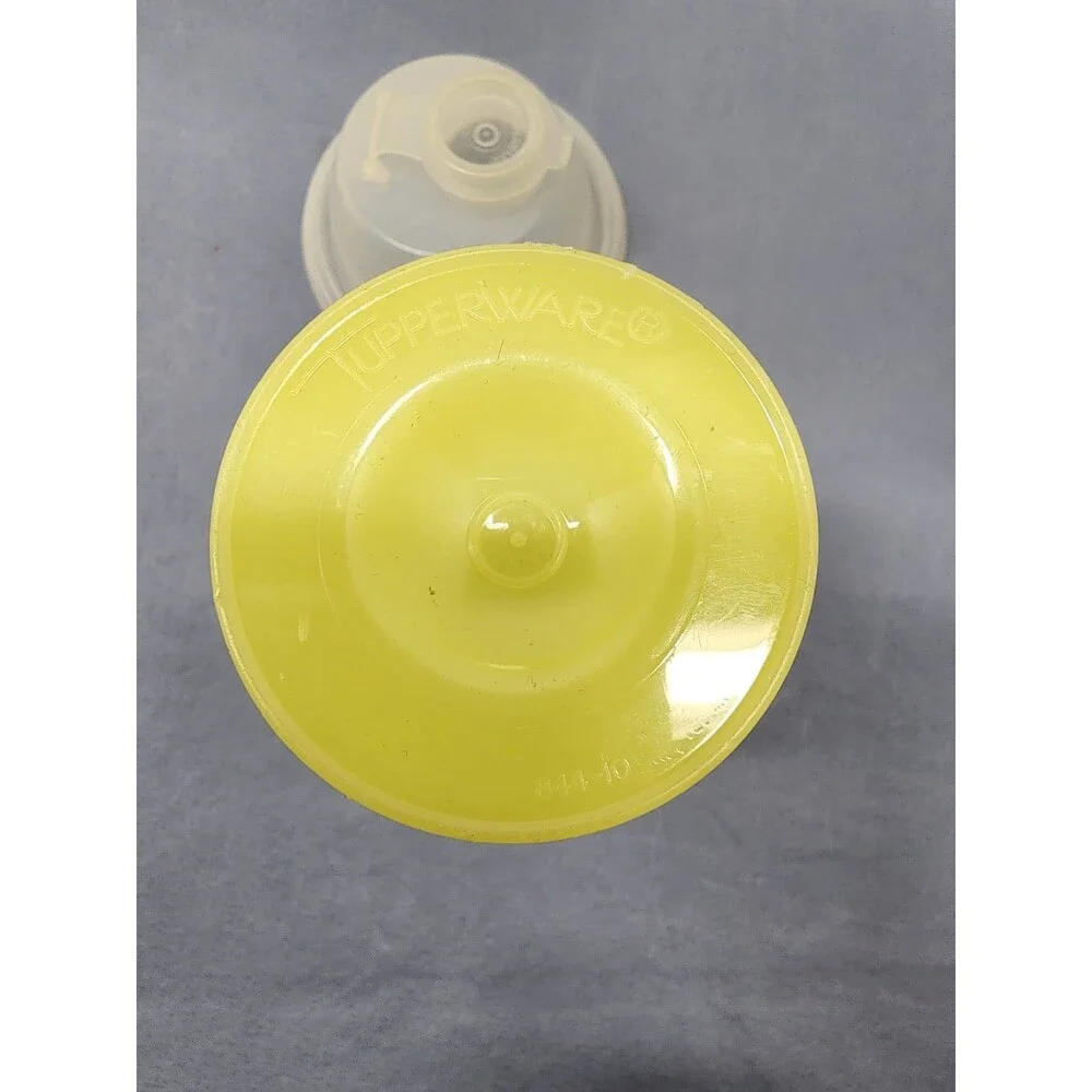 Vintage Tupperware Quick Shake Yellow Blender Bottle 3 Piece 16 Oz.